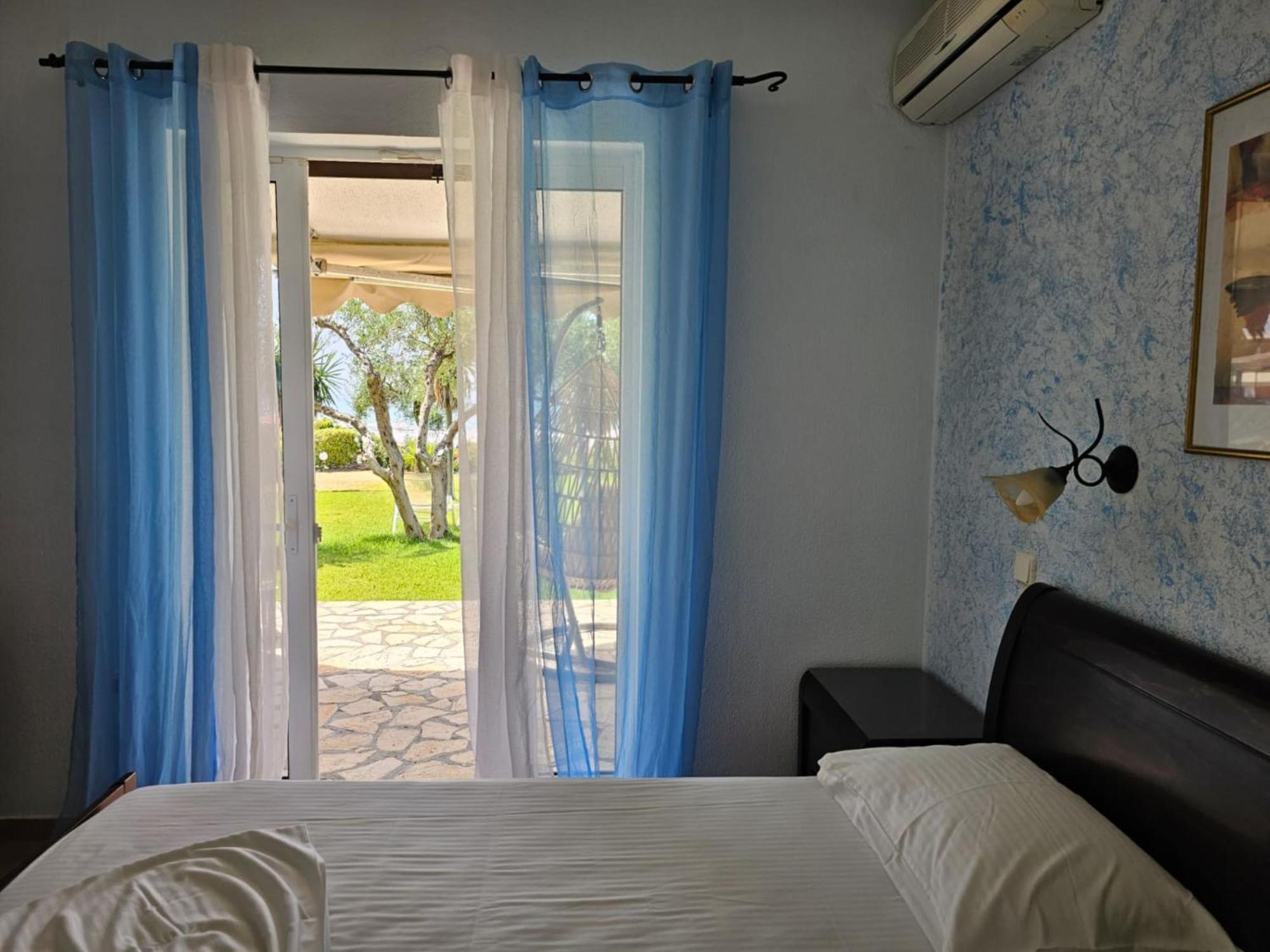 Glyfada Beachfront Apartment A3G Glyfada (Corfu) Exterior foto