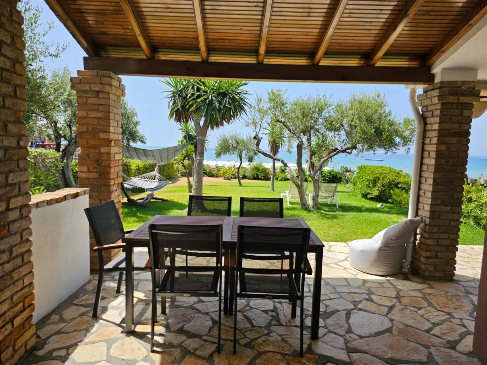 Glyfada Beachfront Apartment A3G Glyfada (Corfu) Exterior foto